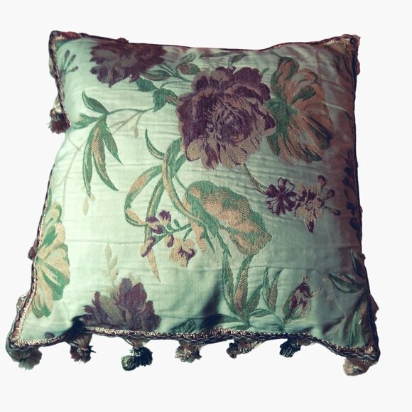 Tapestry Brocade Throw Pillow Elegant Vintage Floral Tassels - Picture 1 of 7